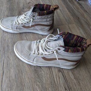 Women's VANS Sk8-Hi MTE size 10 Gray shoes